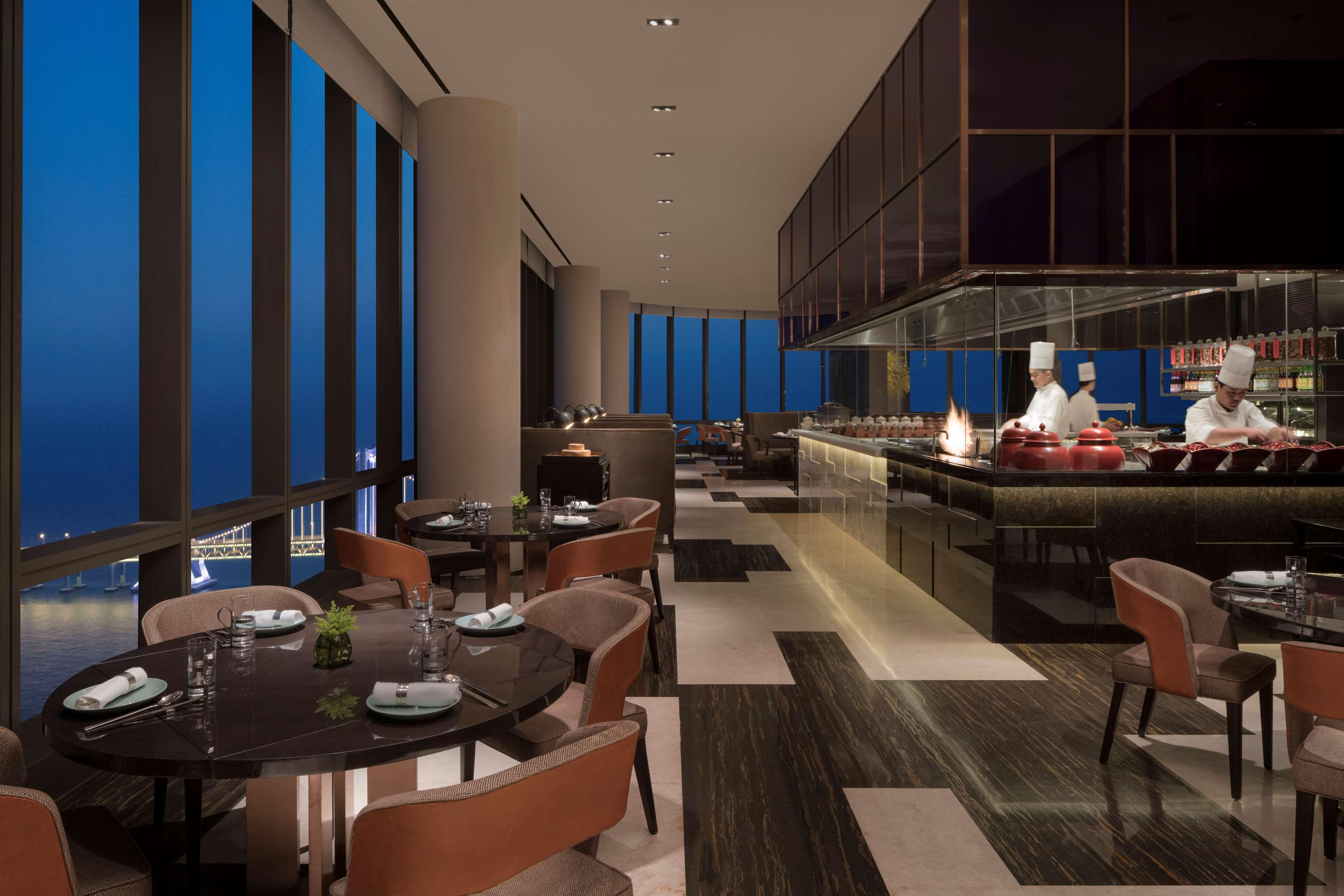 Hotel Grand Hyatt Dalian Exterior foto